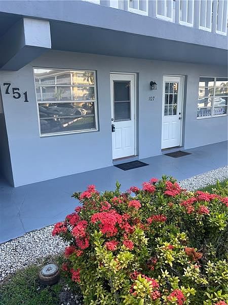 1st image of 751 Pine Dr APT 107