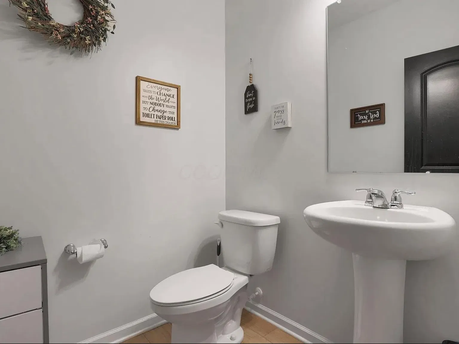 3 bed, 2200 sqft, $2,499 — Photo 3