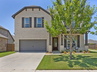 1604 Berry Ridge Trl, Aubrey, TX 76227