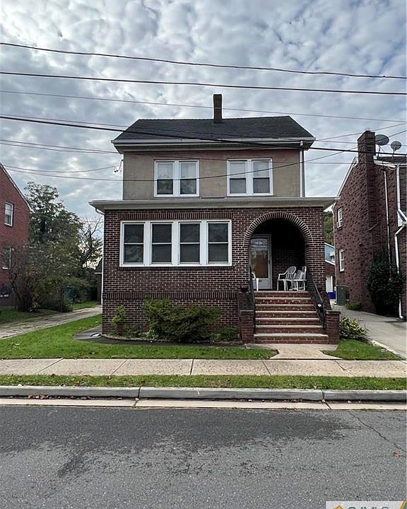 2nd image of 55 Mary St