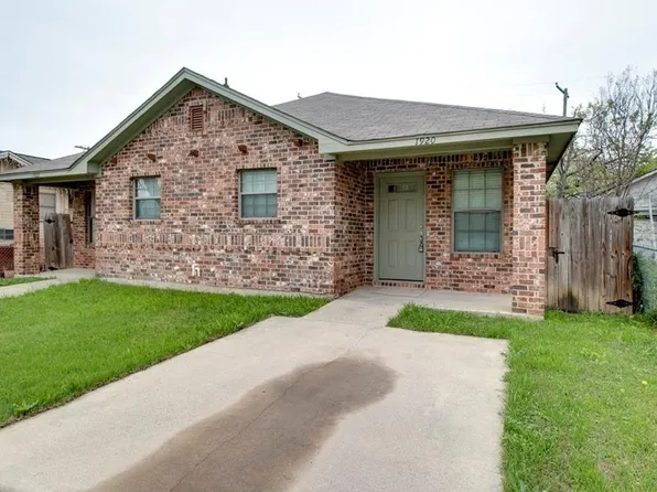 1920 Galveston Ave, Fort Worth, TX 76110