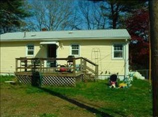 11 N Glen Dr, Coventry, RI 02816