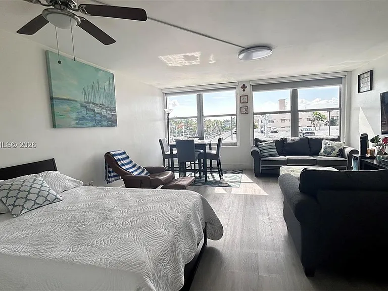 2899 Collins Ave #450 — Photo 11