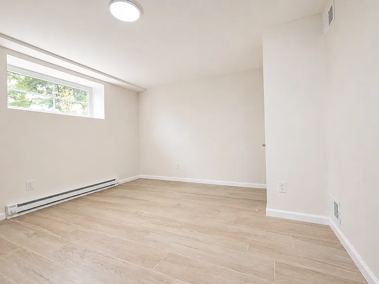 794 Olympia Blvd #1 — Photo 7
