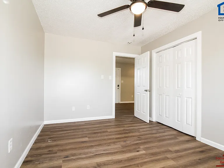 Highpoint Estate Apartments — Photo 13
