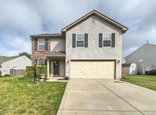 9944 Commonwealth Dr, Fishers, IN 46038