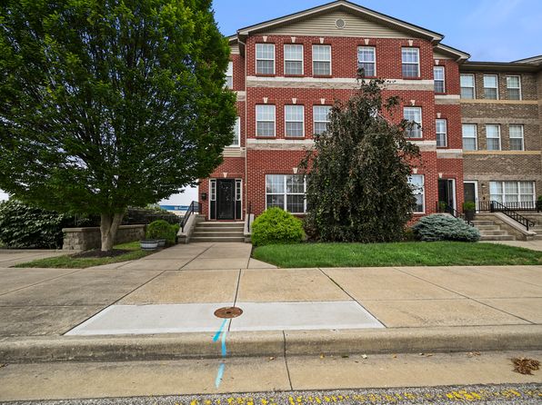 435 Walnut St