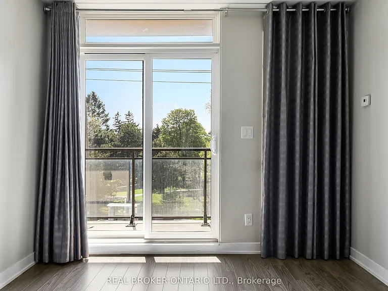 3560 Saint Clair Ave E #323 — Photo 13