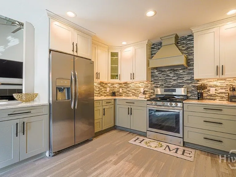 53 Village Green Cir — Photo 13