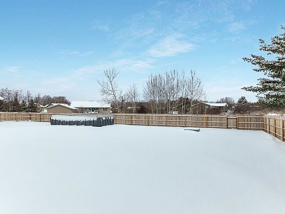 5th image of 1620 Berdan Street