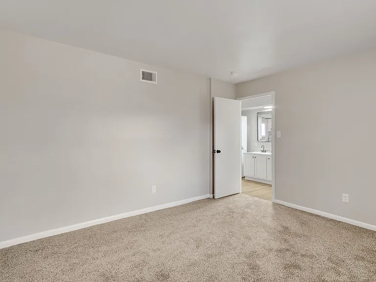 The Meadows Apartment Homes — Photo 25