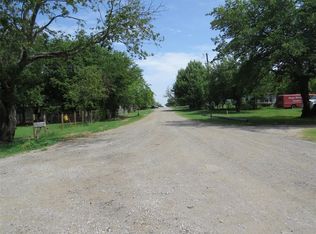 11909 Joyce Ln, Roanoke, TX 76262