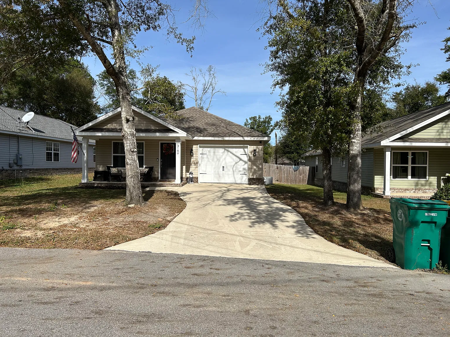 3 bed, 1502 sqft, $1,900 — Photo 2