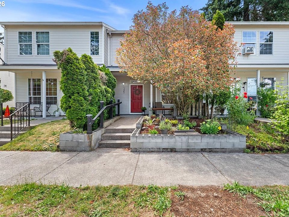 1st image of 1545 NE 132nd Ave