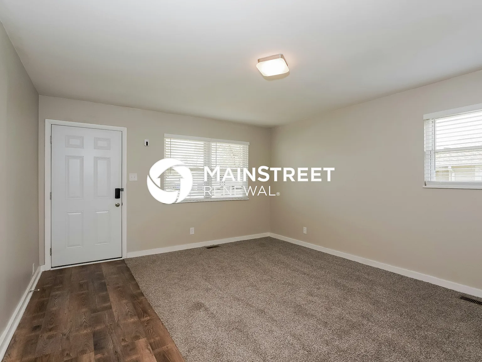 2816 Dietz St — Photo 4