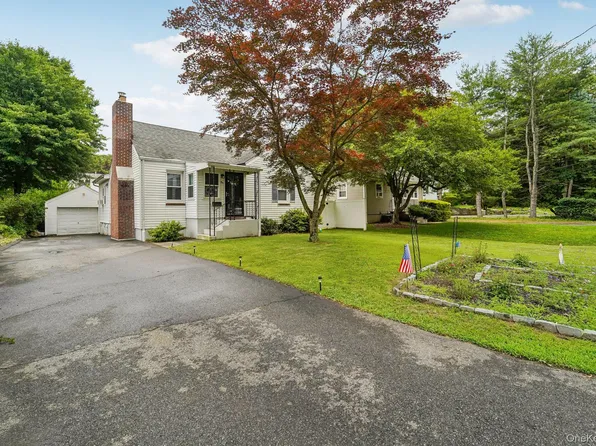 10 Ward Street, Suffern, NY 10901