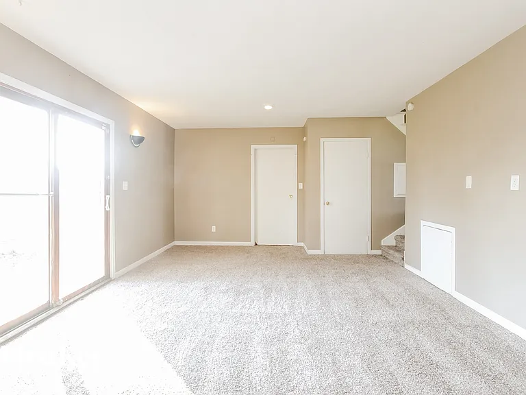 3223 Vincz Dr — Photo 14