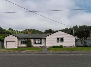 6675 2nd St, Fields Landing, CA 95537