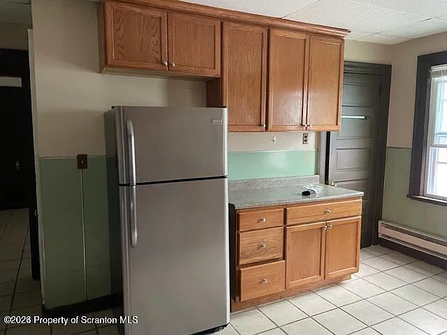 1 bed, 1.0 bath, 715 sqft, $975 — Photo 3