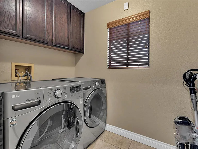 2929 Pleasant Lake Dr — Photo 15