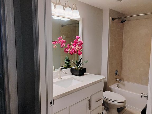 3rd image of 3940 W Broward Blvd APT 207
