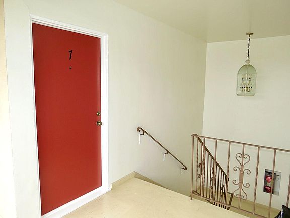 4th image of 1243 Armacost Ave APT 7