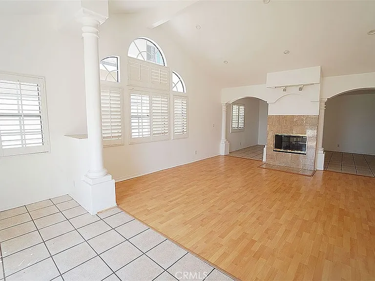 14925 Laurelgrove Cir — Photo 3