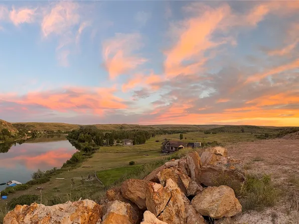 235 Big Bend Ln, Great Falls, MT 59404