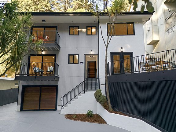 3rd image of 6334 Doran Dr