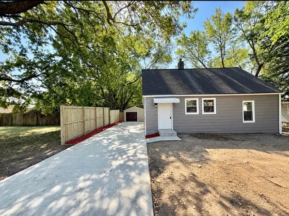 3301 Scott Ave, Des Moines, IA 50317