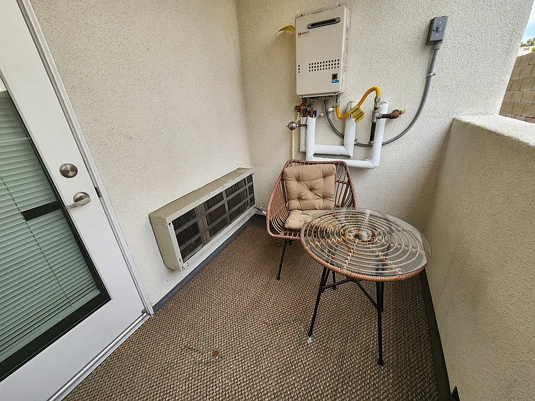 228 1/2 N Soto St #102 — Photo 9