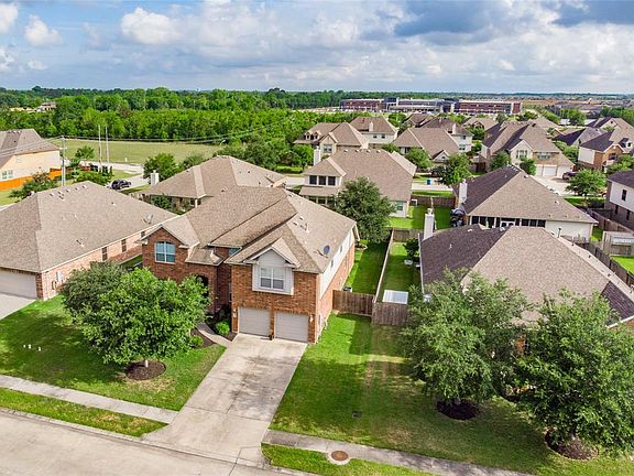 3rd image of 1757 Silver Bend Dr
