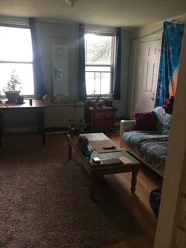 2 bed, 1.0 bath, 500 sqft, $1,380 — Photo 2