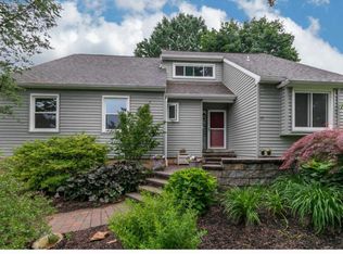 253 Beacon Dr, Phoenixville, PA 19460