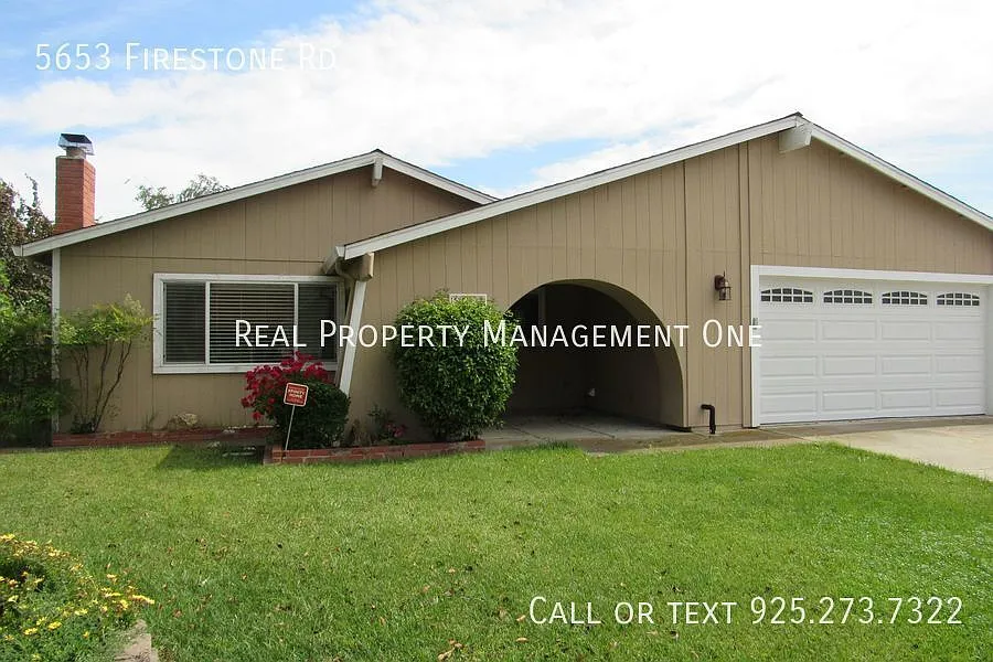 5653 Firestone Rd photo 1