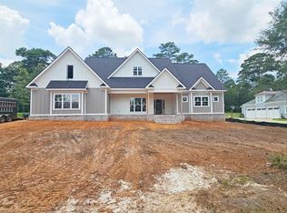 126 Pointer Dr, Leesburg, GA 31763
