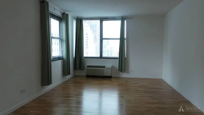 Rented by Anchor Associates | media 2