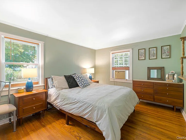 1825 Main Bayview Rd — Photo 14