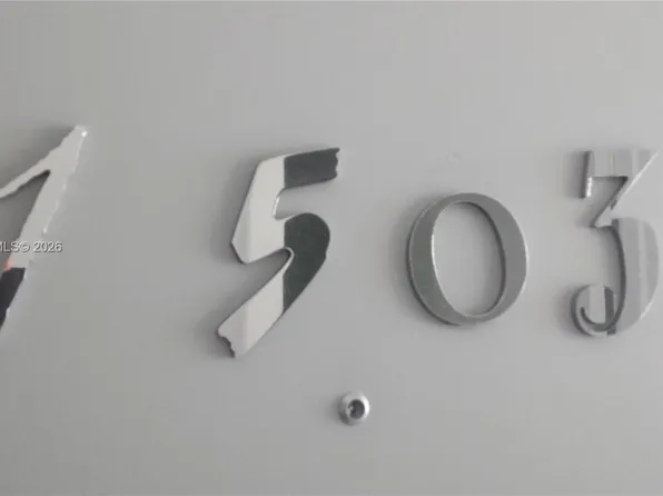 1300 S Miami Ave #1503, Miami, FL 33128