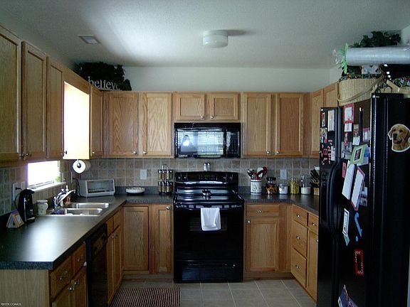 3rd image of 0000530 Brook Street