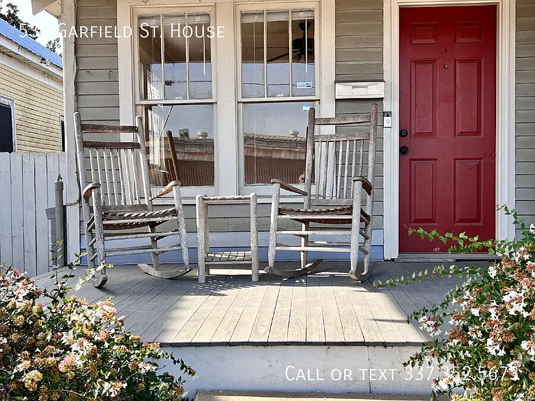 530 Garfield St — Photo 3