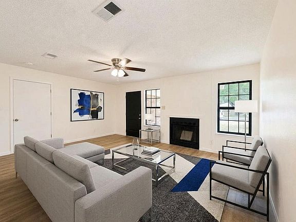 3rd image of 1002 Alpha Cir