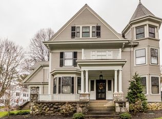12 Brooks St, Winchester, MA 01890