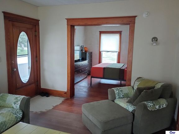 5th image of 314 N Academy Ave