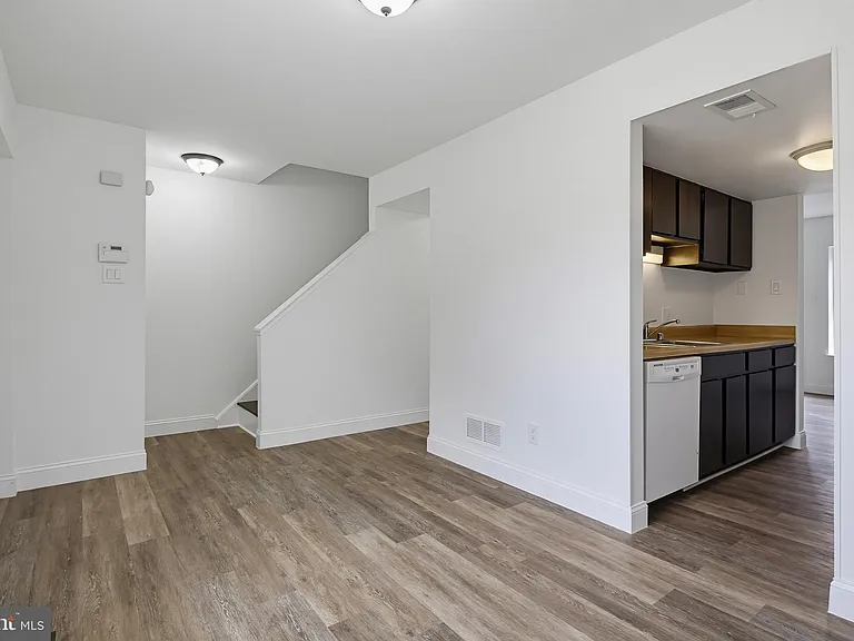 8769 Hayshed Ln #3 — Photo 5