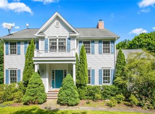 21 Long Meadow Hill Rd, Brookfield, CT 06804