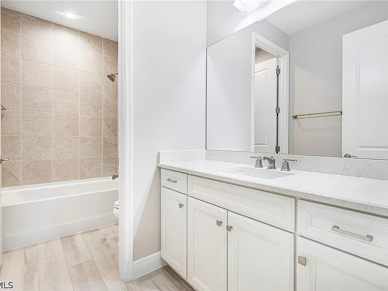 17812 Summerland Key Ct — Photo 20