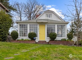 6552 49th Ave SW, Seattle, WA 98136