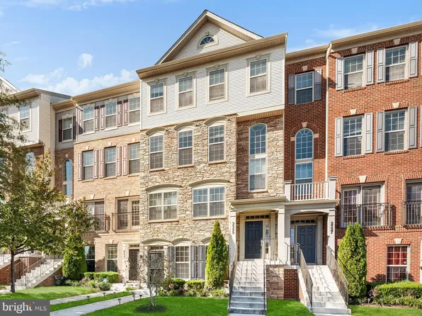 2529 Campus Way N #68, Lanham, MD 20706