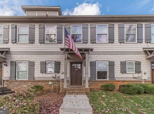 208 Center Park Ln, Athens, GA 30605